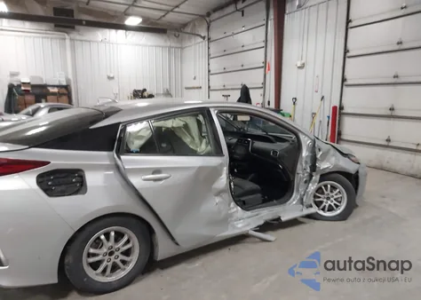 2020 Toyota Prius Prime Le z USA, uszkodzony, nr VIN JTDKARFP3L3157720